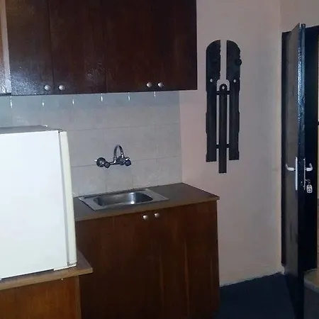 Guest house Ivis *